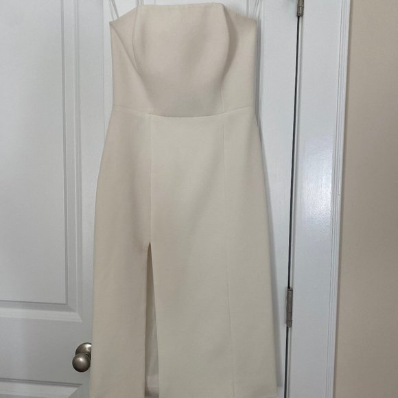 Nomi Fame. Dresses & Skirts - Nomi Fame Strapless White Dress - Size Small